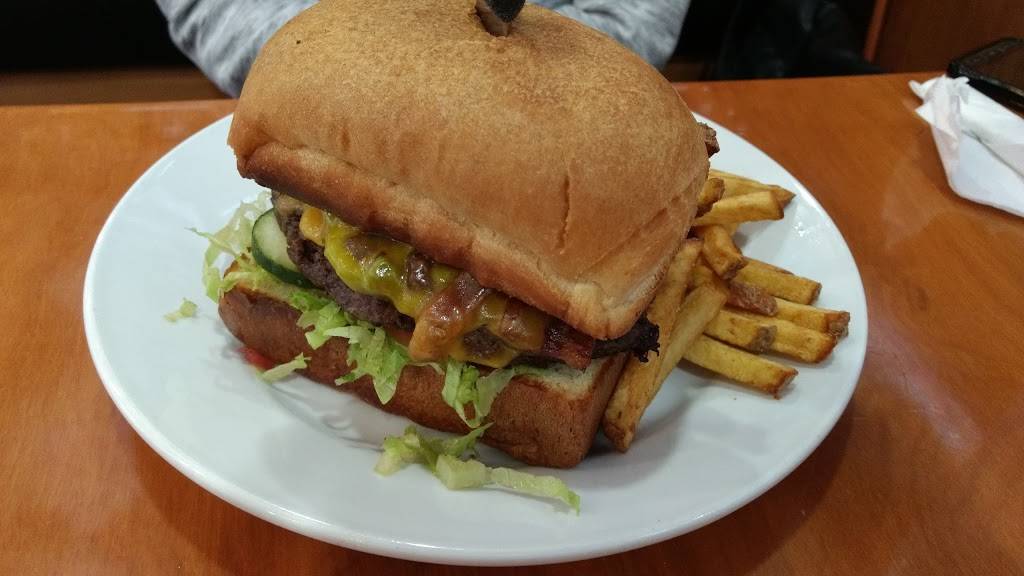 Dougs Day Diner | restaurant | 15444 E Orchard Rd, Centennial, CO 80016, USA | 7208706228 OR +1 720-870-6228