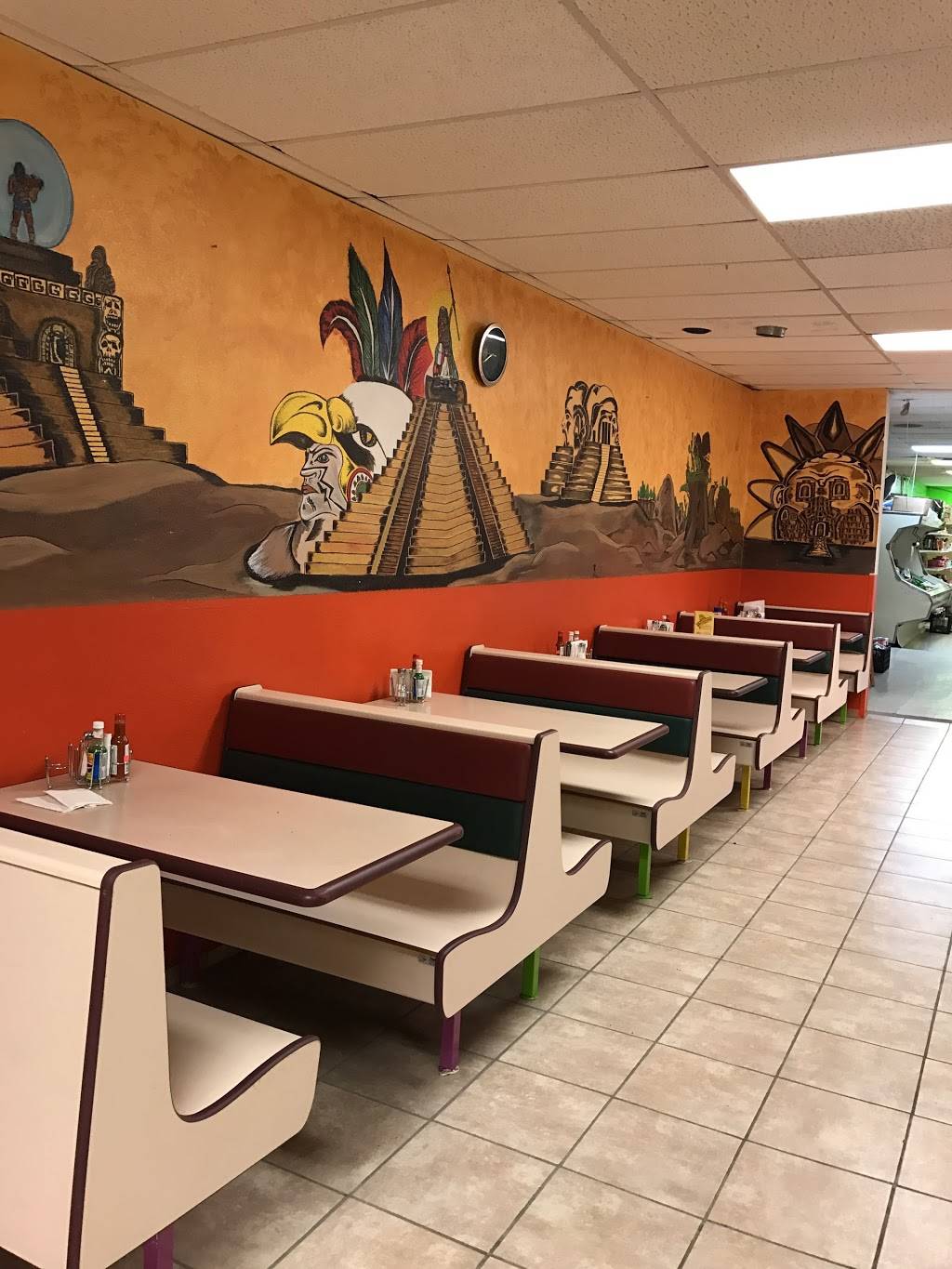 Mi Pueblito Market and Restaurant | restaurant | 120 Central Ave, Long Prairie, MN 56347, USA | 3207321912 OR +1 320-732-1912