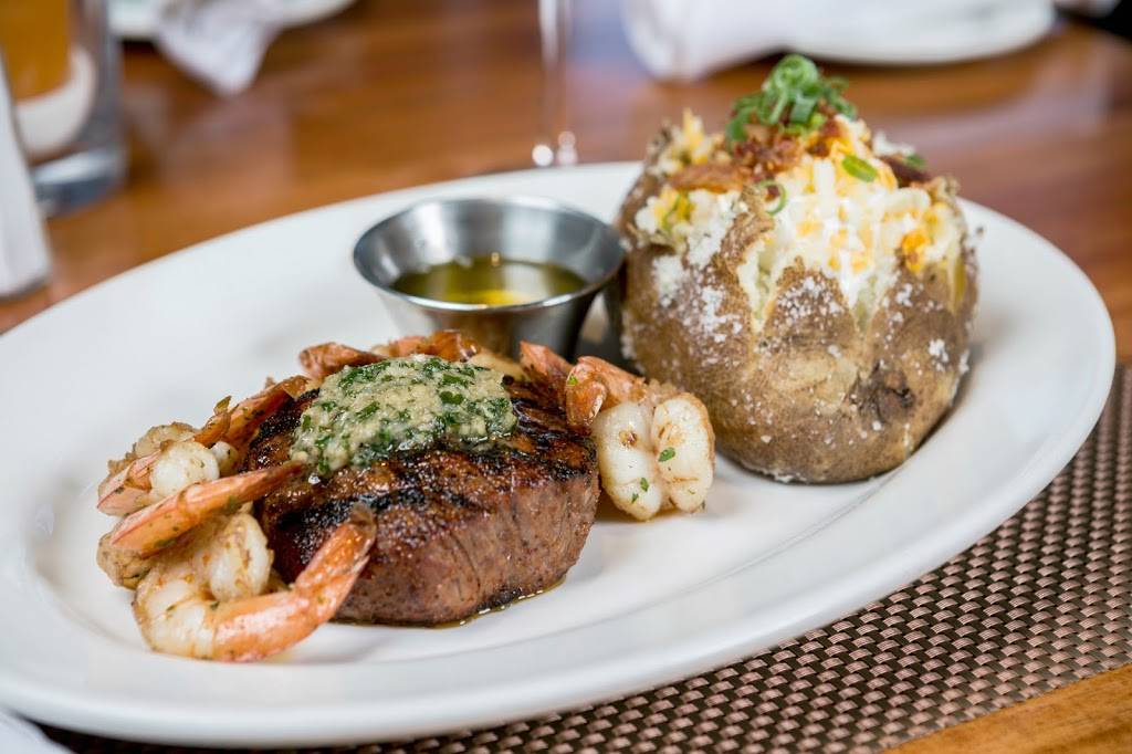 Copper Canyon Grill | restaurant | 100 Boardwalk Pl, Gaithersburg, MD 20878, USA | 2406310003 OR +1 240-631-0003