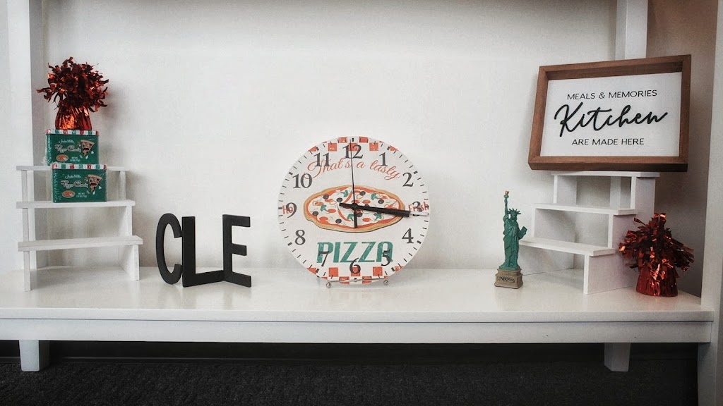 Mimis Pizza | restaurant | 15185 Bagley Rd Ste 2, Cleveland, OH 44130, USA | 4405451157 OR +1 440-545-1157