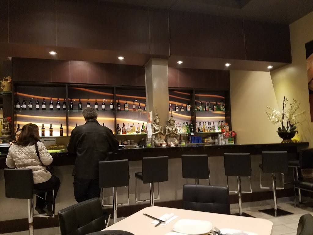 Ben Thanh | restaurant | 2080 Appleby Line, Burlington, ON L7L 6M6, Canada | 9053360188 OR +1 905-336-0188