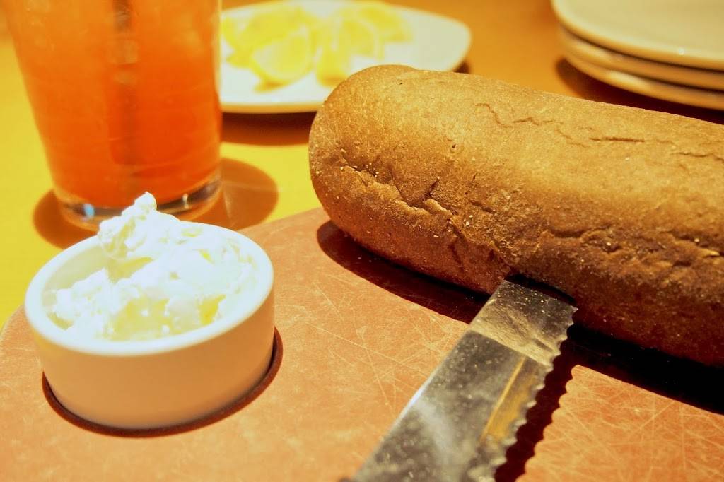 Outback Steakhouse | restaurant | 1735 W International Speedway Blvd, Daytona Beach, FL 32114, USA | 3862536283 OR +1 386-253-6283