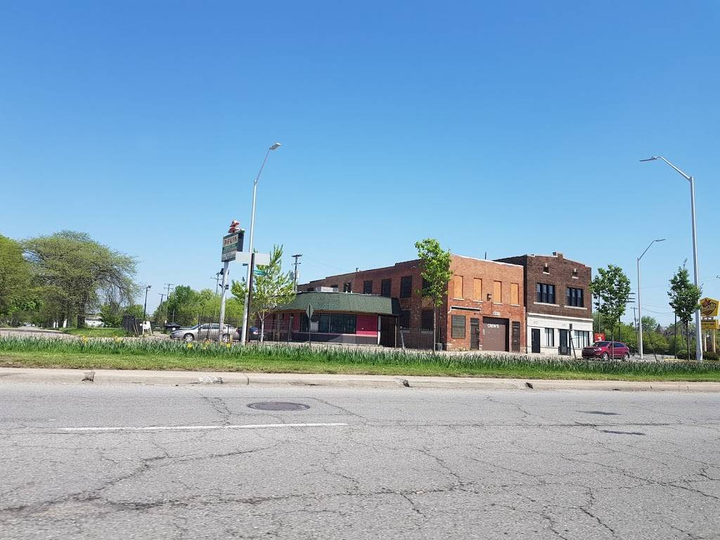 Pekin Pavillion | restaurant | 6905 E Jefferson Ave, Detroit, MI 48207, USA | 3132591510 OR +1 313-259-1510