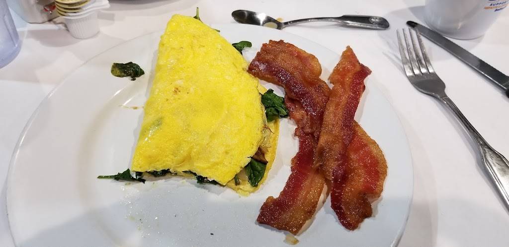 Emas Restaurant | restaurant | 5520B Johnston St, Lafayette, LA 70503, USA | 3372330502 OR +1 337-233-0502