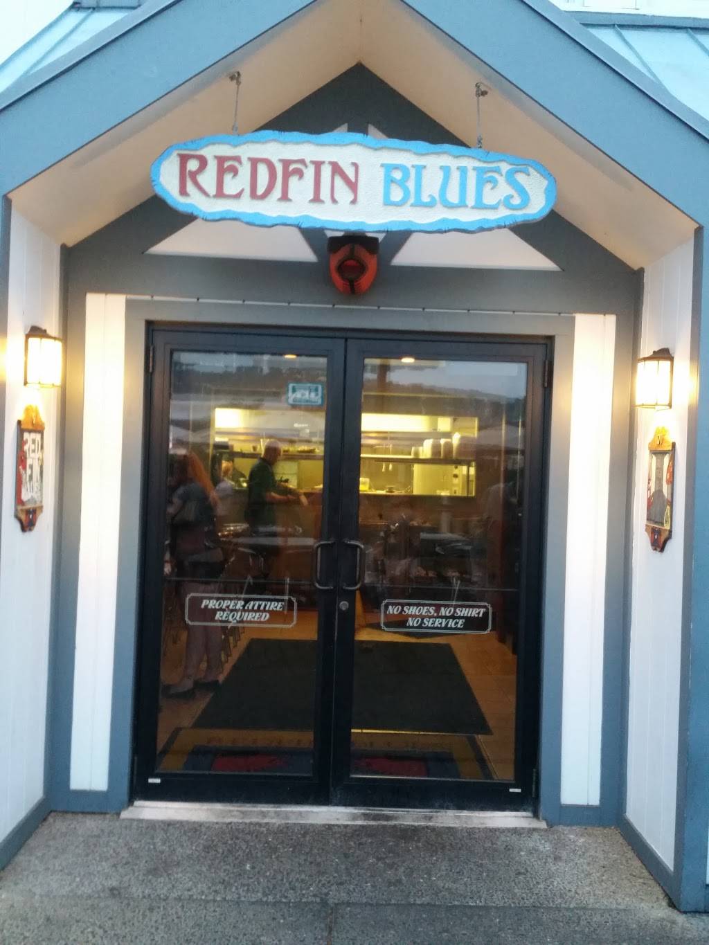 Redfin Blues | restaurant | 100 Waterfront Dr, Pittsburgh, PA 15222, USA | 4123225837 OR +1 412-322-5837
