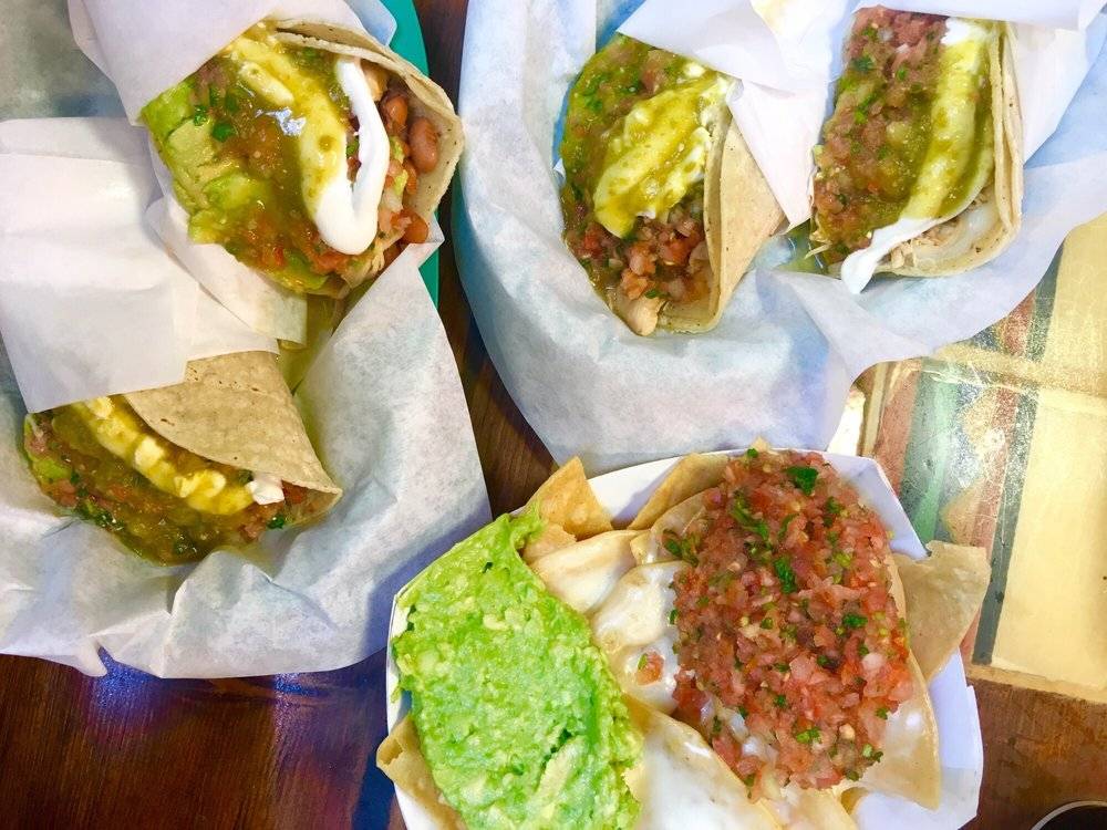 La Taqueria | restaurant | 2151 W Main St, Turlock, CA 95380, USA | 2096649719 OR +1 209-664-9719