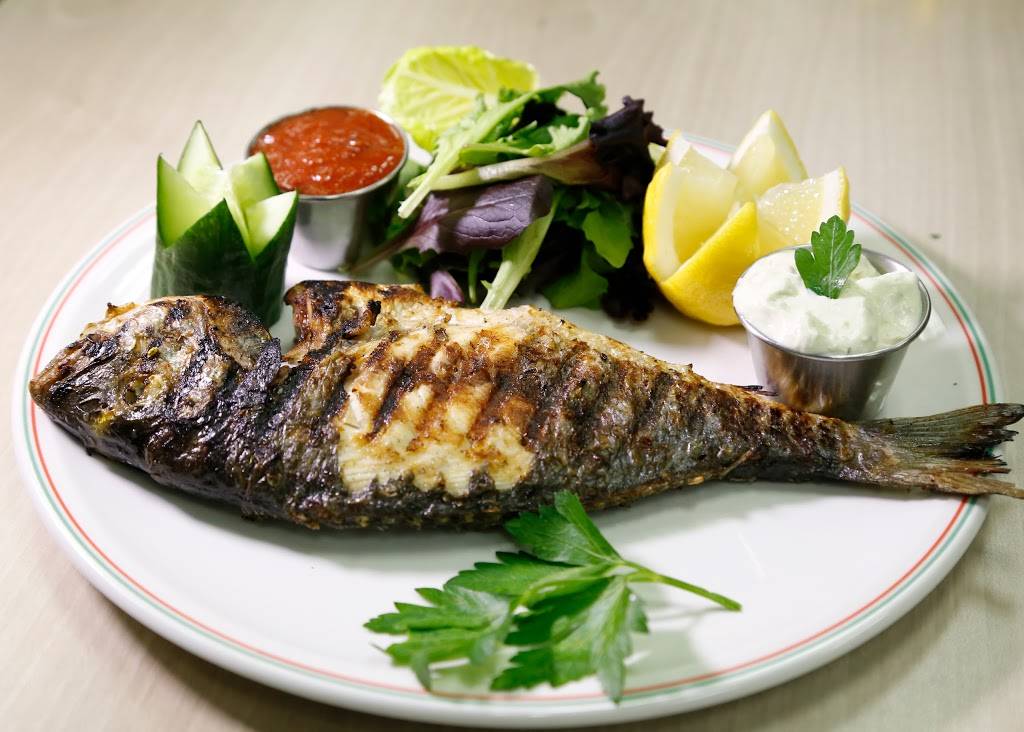 Restaurant La Mer Rouge | restaurant | 3593 Avenue Appleton, Montréal, QC H3S 1L7, Canada | 5147453304 OR +1 514-745-3304