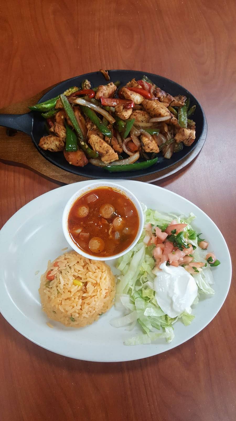 El Rey Restaurant & Taqueria | restaurant | 6219 Lee Hwy suit 7, Chattanooga, TN 37421, USA | 4233865337 OR +1 423-386-5337