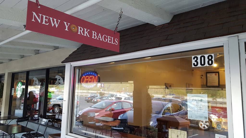 New York Bagels | restaurant | 306 Strawberry Village, Mill Valley, CA 94941, USA | 4153813599 OR +1 415-381-3599