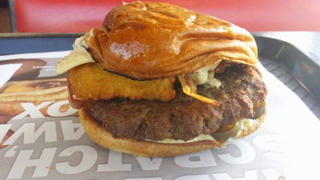 Hardees | restaurant | 9506 Taylorsville Rd, Jeffersontown, KY 40299, USA | 5022675528 OR +1 502-267-5528