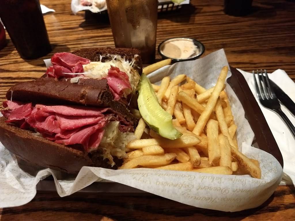 Grinders Above & Beyond of North Canton | restaurant | 1671 N Main St, North Canton, OH 44720, USA | 3304974800 OR +1 330-497-4800