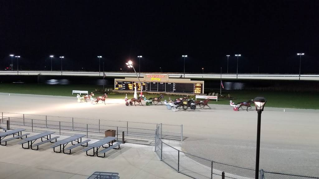 Hollywood Gaming at Dayton Raceway | restaurant | 777 Hollywood Blvd, Dayton, OH 45414, USA | 8442257057 OR +1 844-225-7057