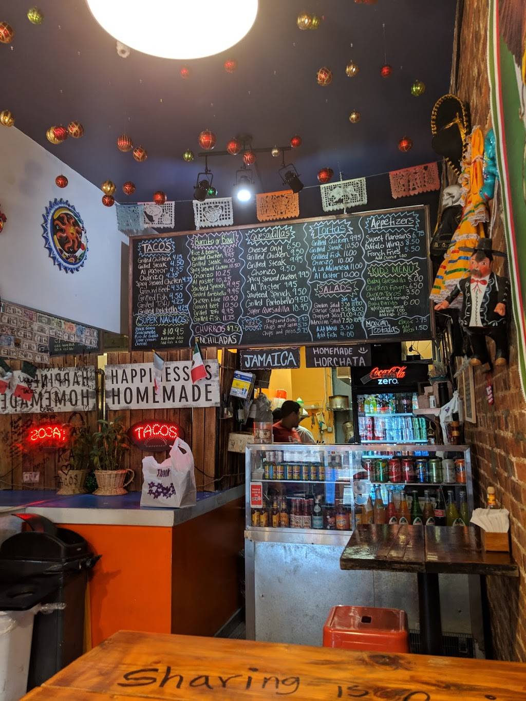 Nacho Macho Taco | restaurant | 82 5th Ave, Brooklyn, NY 11217, USA | 7186228282 OR +1 718-622-8282