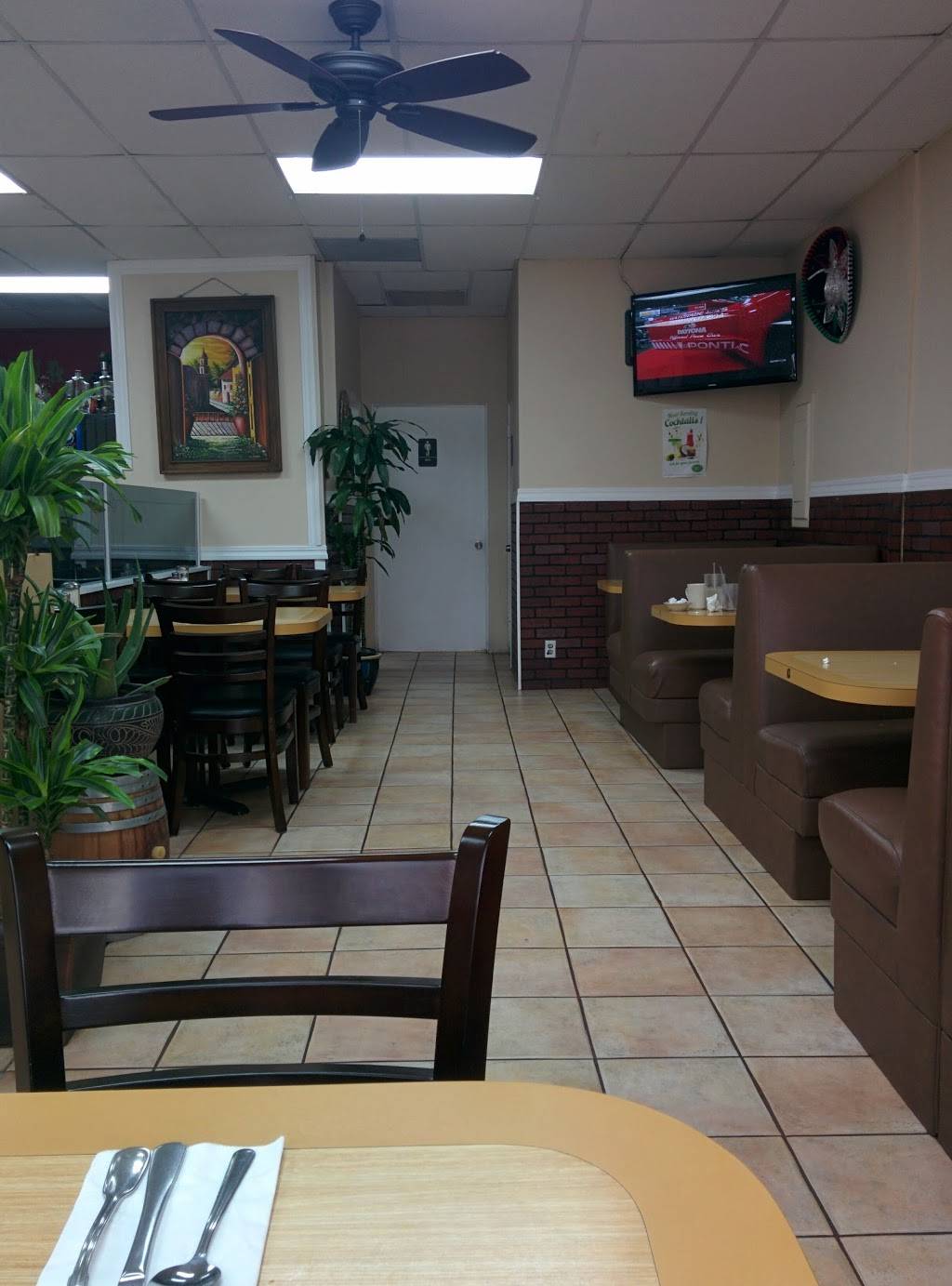 La Hacienda Mexican Grill | restaurant | 25542 Jeronimo Rd #6, Mission Viejo, CA 92691, USA | 9495864765 OR +1 949-586-4765