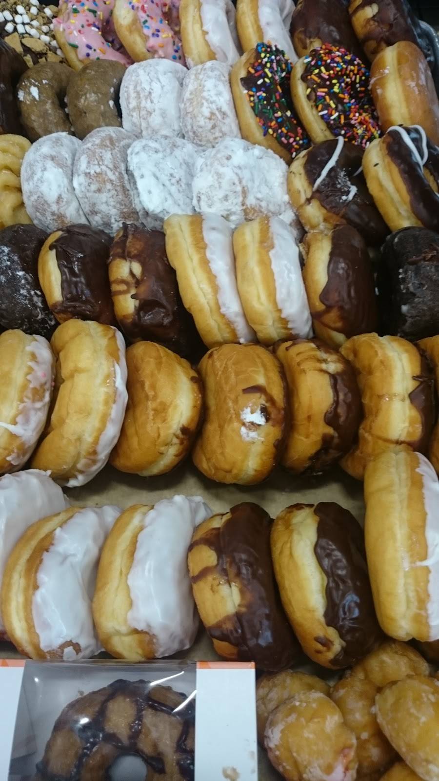 Dunkin | bakery | 6490 Wilmington Pike, Centerville, OH 45459, USA | 9379493517 OR +1 937-949-3517