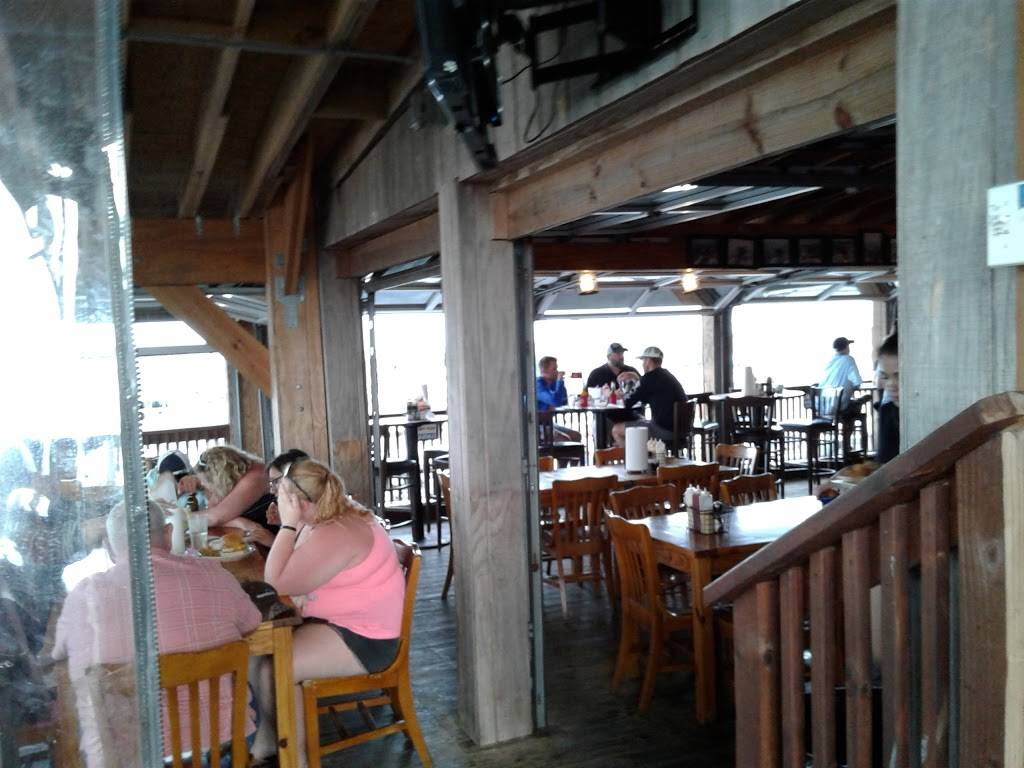 Mickeys Bar and Grill | restaurant | 430 Ransom Rd, Aransas Pass, TX 78336, USA | 3617581562 OR +1 361-758-1562