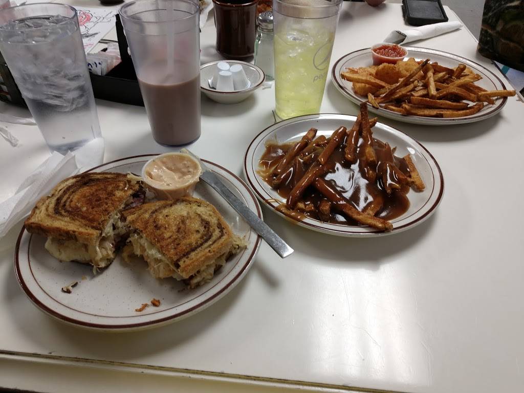 Pattys Place | restaurant | 45823-45901 Marietta Rd, Caldwell, OH 43724, USA | 7407324948 OR +1 740-732-4948