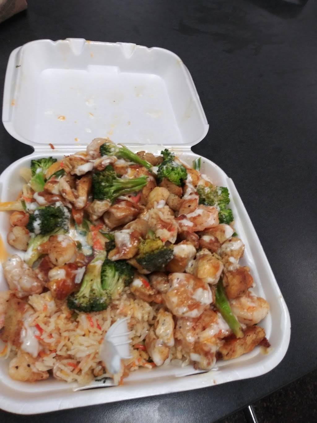 Tasty Chicken & Salad | restaurant | 159 W 95th St, Chicago, IL 60628, USA | 7738403114 OR +1 773-840-3114