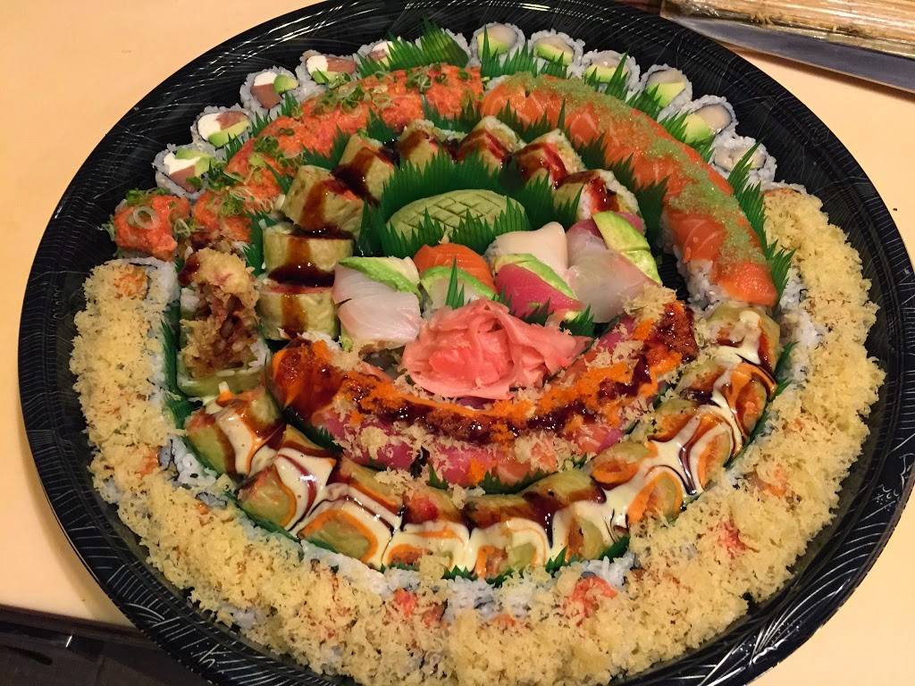 Happy Kitchen & Sushi Bar (open 7 days ） | restaurant | 69 Boone Village, Zionsville, IN 46077, USA | 3177330900 OR +1 317-733-0900