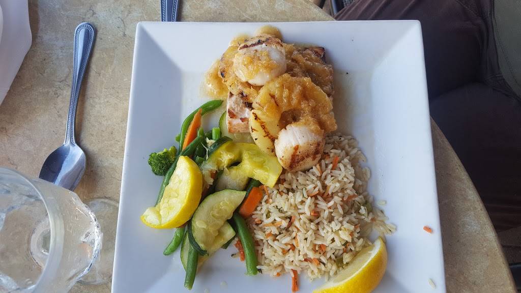 Scotts Fish Market Restaurant | restaurant | 17 Harbourside Ln, Hilton Head Island, SC 29928, USA | 8437857575 OR +1 843-785-7575