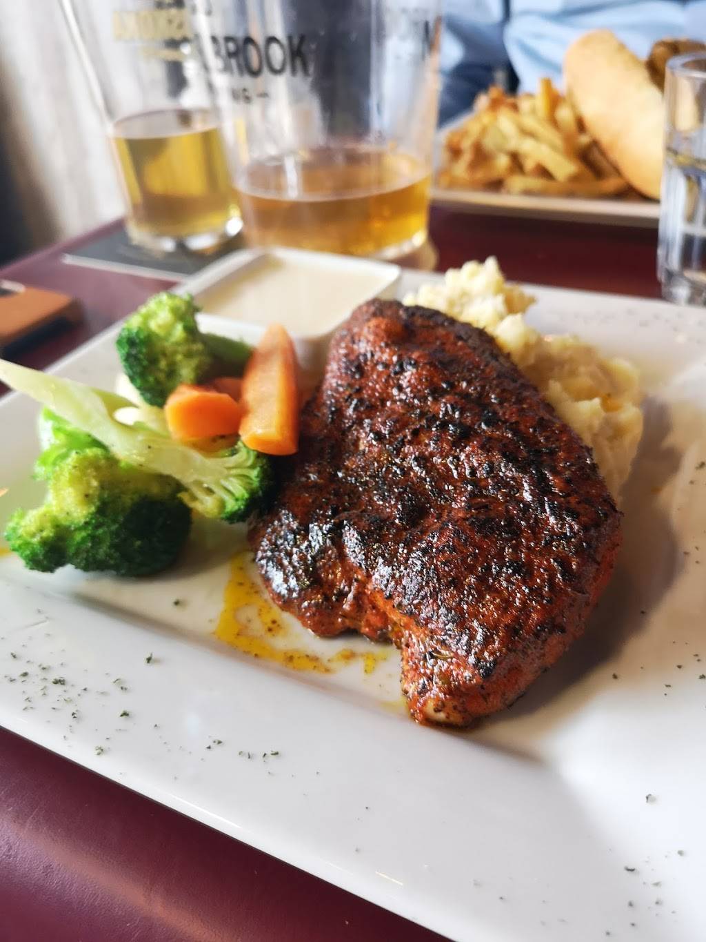 Little Bourbon House | meal delivery | 3655 St Clair Ave E, Scarborough, ON M1M 1T1, Canada | 4165361806 OR +1 416-536-1806