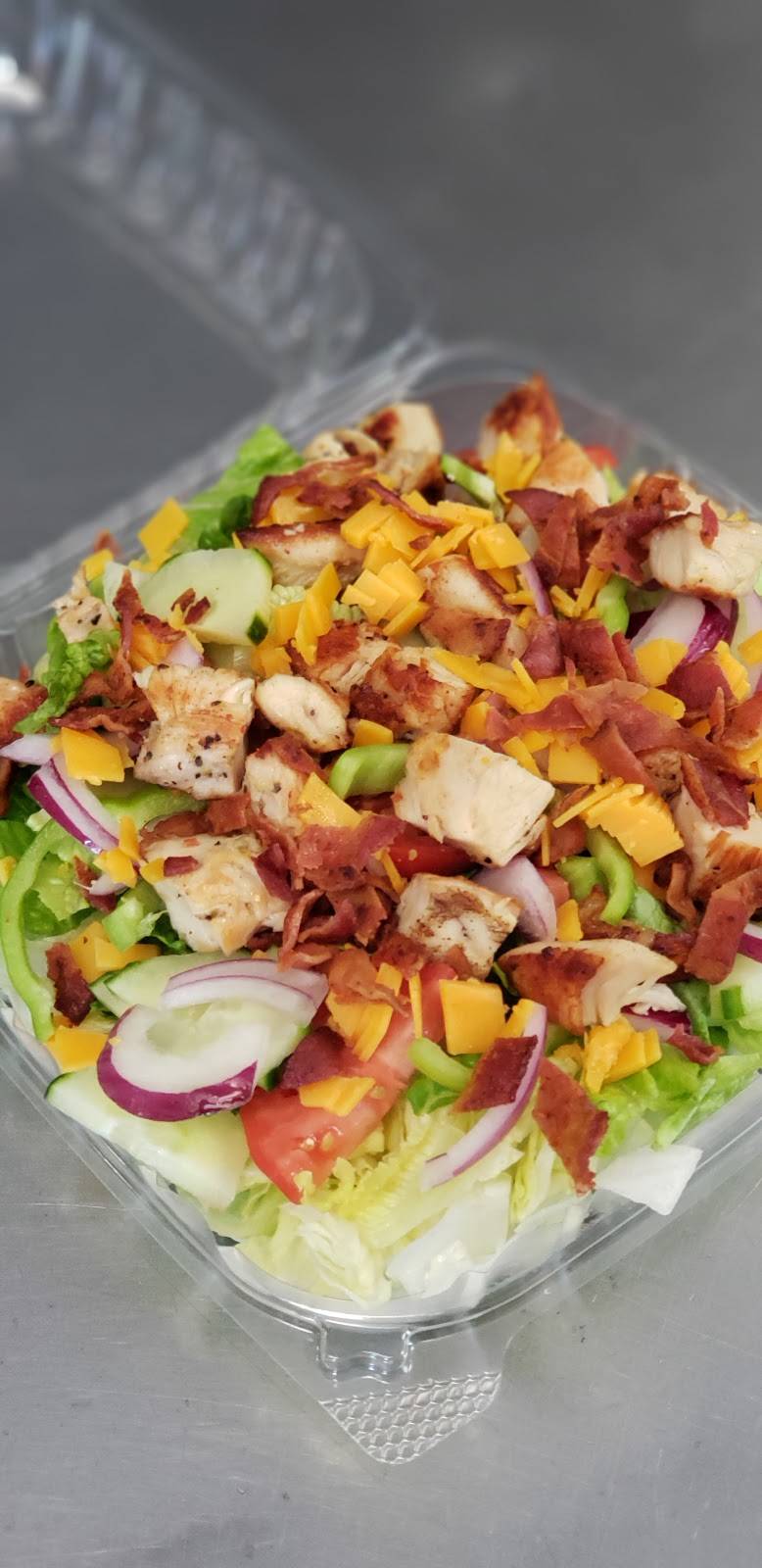 Droogies | restaurant | 3500 Whitney Ave, Hamden, CT 06518, USA | 2032393000 OR +1 203-239-3000