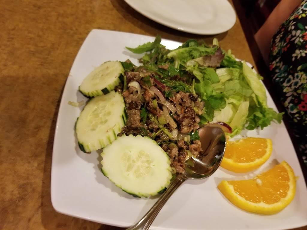 Siam Lotus | restaurant | 25 Broadway, Fairfax, CA 94930, USA | 4154535967 OR +1 415-453-5967