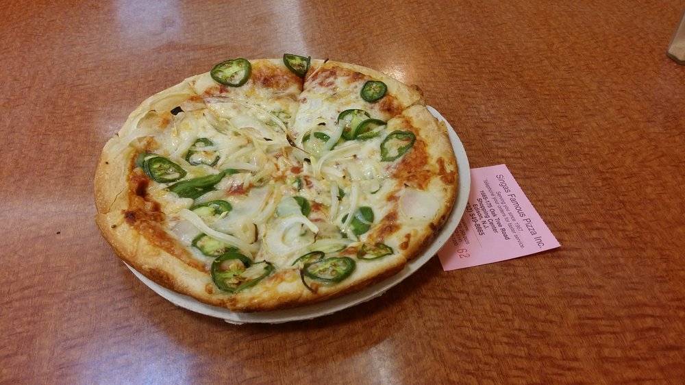 Singas Famous Pizza | restaurant | 1655 Oak Tree Road # 175, Edison, NJ 08820, USA | 7325498665 OR +1 732-549-8665