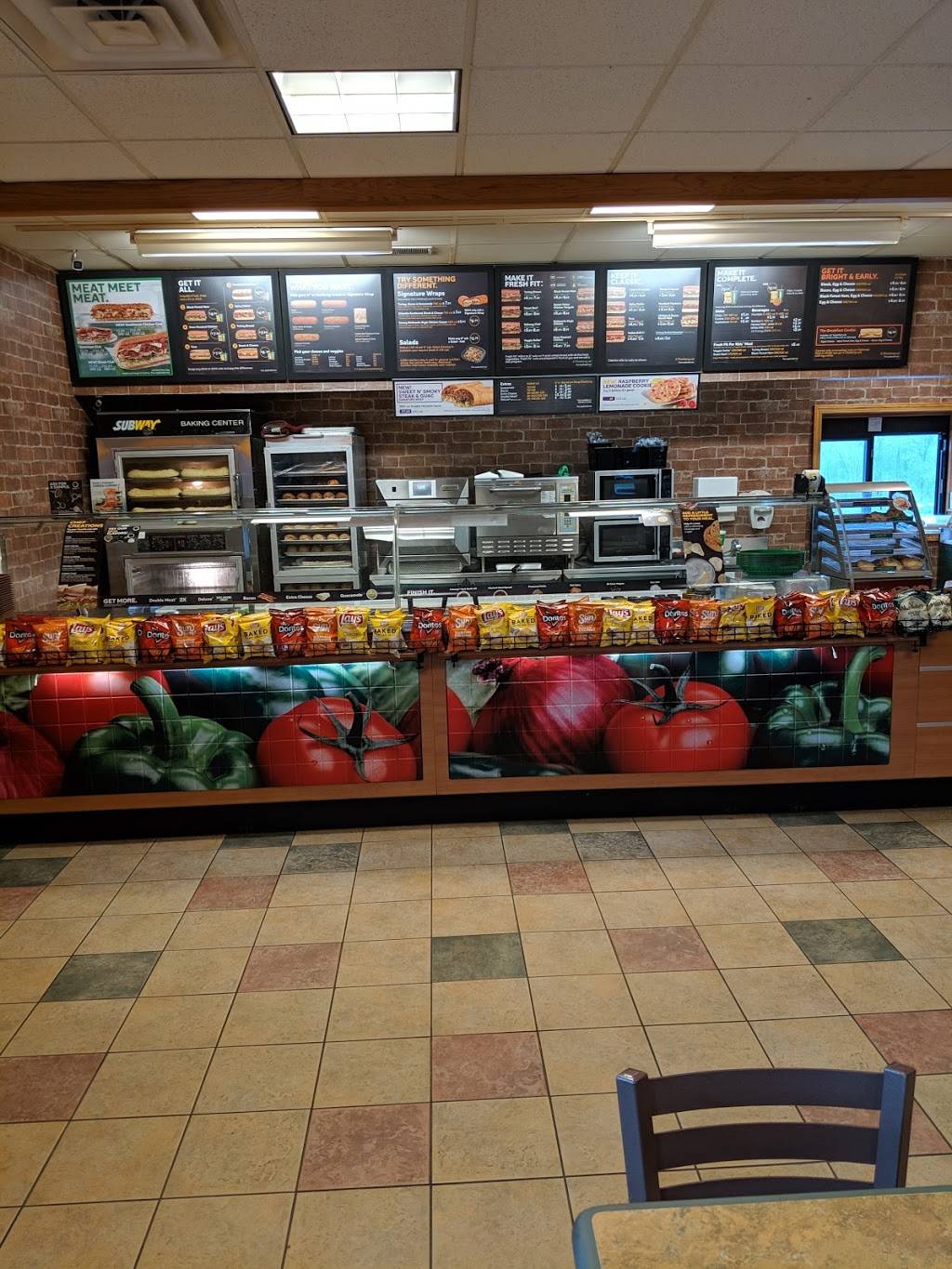 Subway | restaurant | 649 N Main St, North Webster, IN 46555, USA | 5748345558 OR +1 574-834-5558