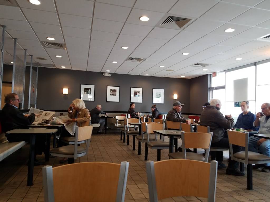 McDonalds | restaurant | W6308 Wally Way, Greenville, WI 54942, USA | 9207579260 OR +1 920-757-9260