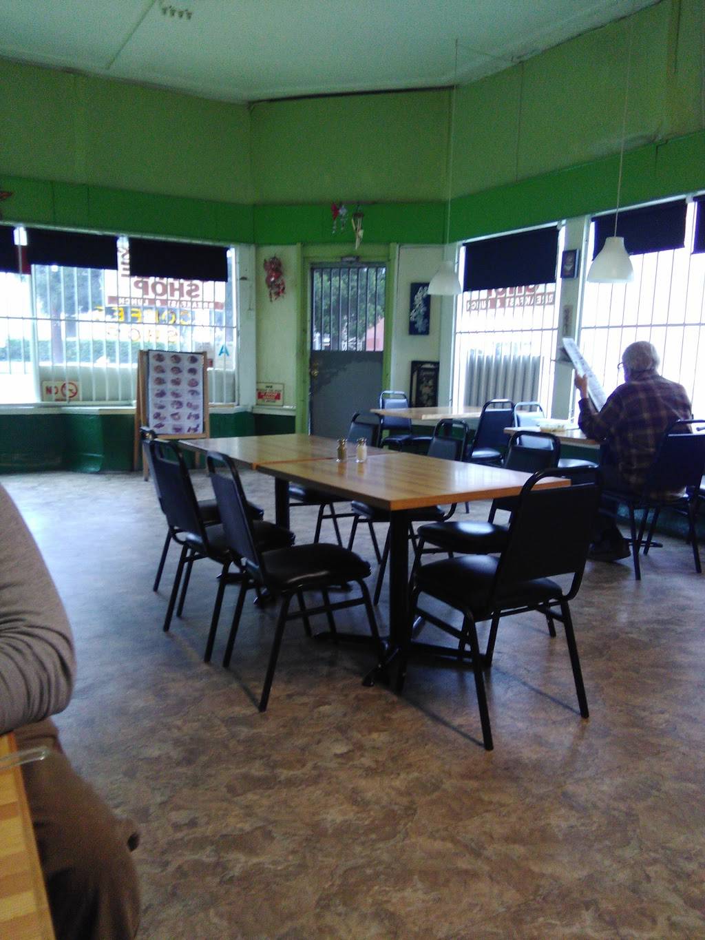 Serees Coffee Shop | restaurant | 2800 S Grand Ave, Los Angeles, CA 90007, USA | 2137478233 OR +1 213-747-8233