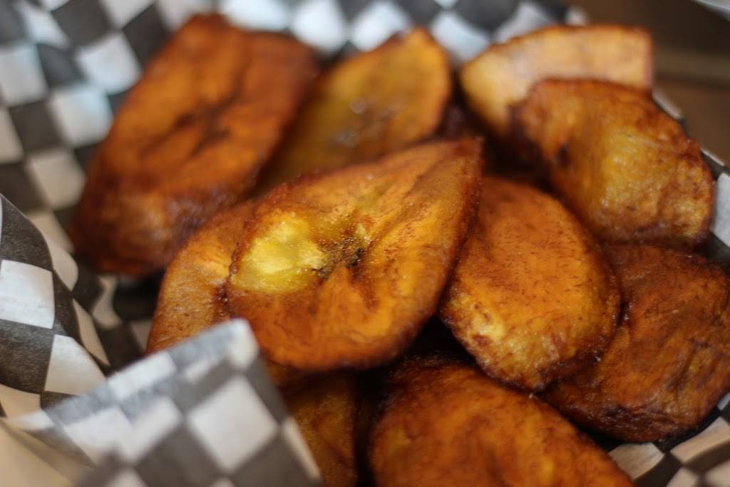 Rex’s Den | restaurant | 1265 Military Trail, Scarborough, ON M1C 1A5, Canada | 4162084887 OR +1 416-208-4887