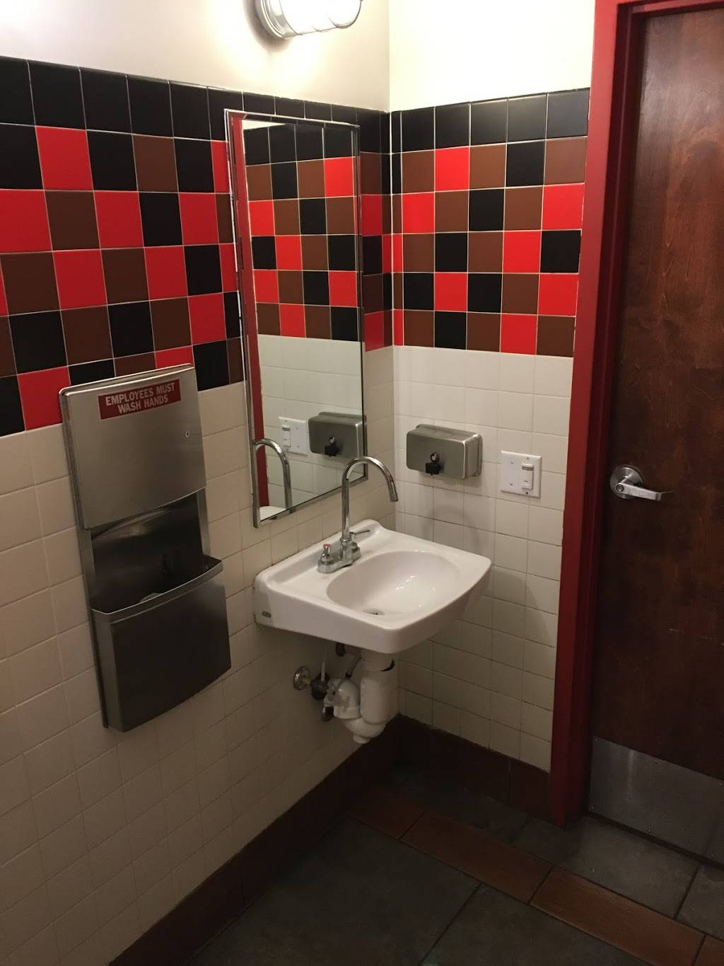 Jimmy Johns | meal delivery | 2323 S Orange Ave, Orlando, FL 32806, USA | 4074235700 OR +1 407-423-5700