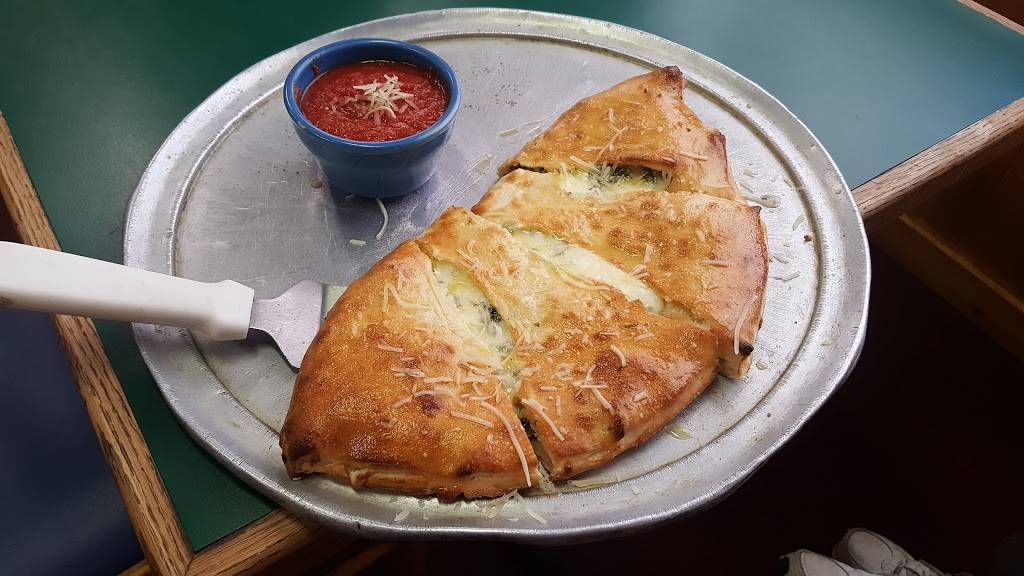 Chubbies | restaurant | 5208 Turnpike Feeder Rd, Fort Pierce, FL 34951, USA | 7724667600 OR +1 772-466-7600