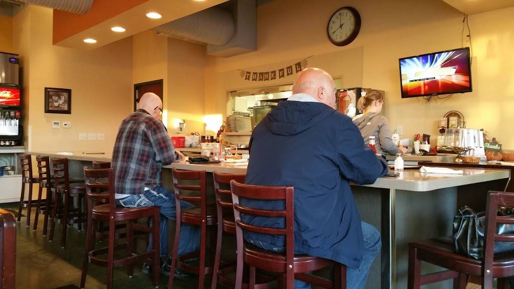 The Crossings Restaurant | restaurant | N20W22951 Watertown Rd, Waukesha, WI 53186, USA | 2625132008 OR +1 262-513-2008