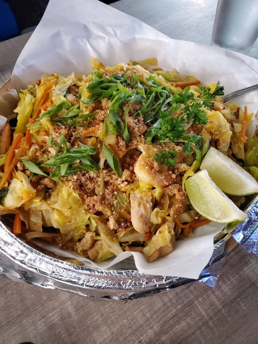 The Noypitz Bar & Grill | restaurant | 333 S Alameda St SUITE 115, Los Angeles, CA 90013, USA | 2139887326 OR +1 213-988-7326