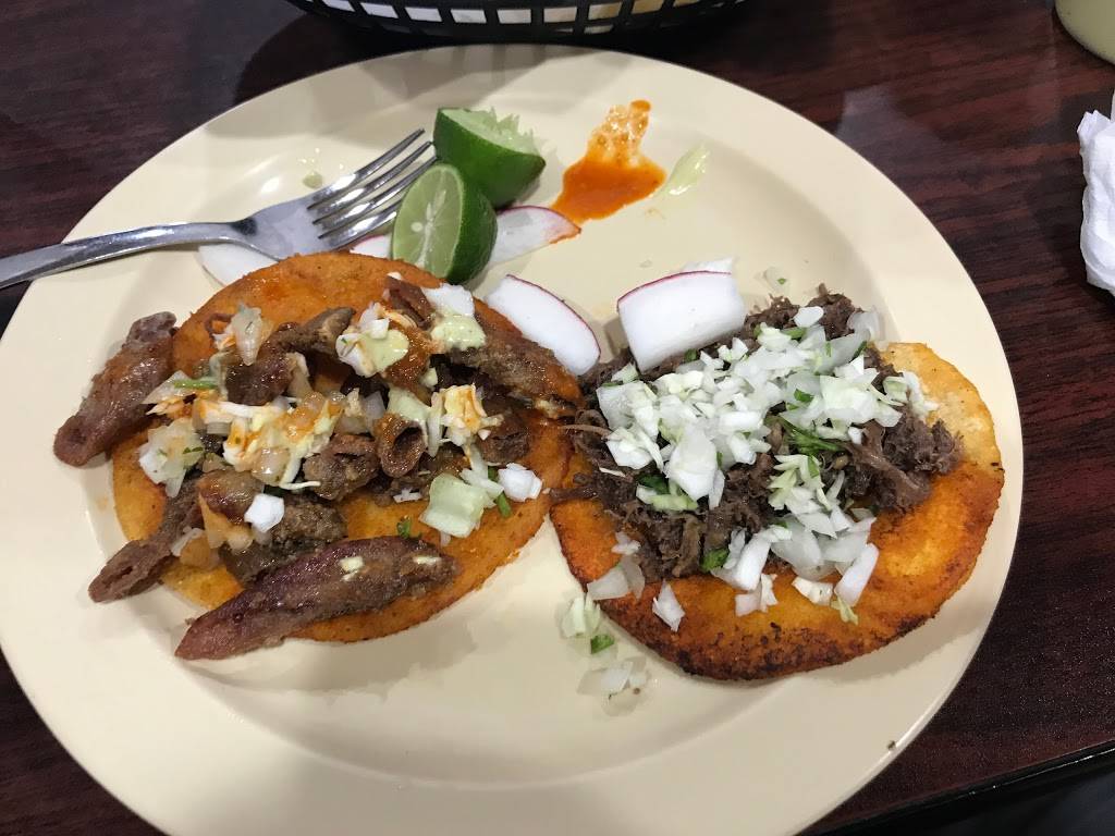 Tacos El Troquero | restaurant | 602 Westway Blvd, Canutillo, TX 79835, USA | 9158863573 OR +1 915-886-3573