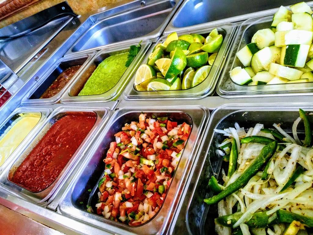 El Pollo Rico | restaurant | 3909 North Interstate Highway 35 suite b-1, suite b-1, Austin, TX 78722, USA | 5123738440 OR +1 512-373-8440