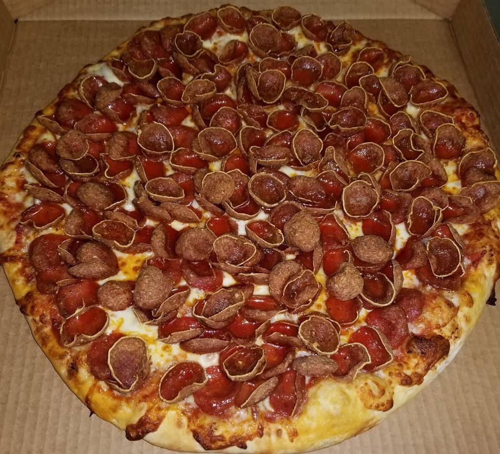 Deanos Pizza | restaurant | 52 N 7th St, McConnelsville, OH 43756, USA | 7409623463 OR +1 740-962-3463