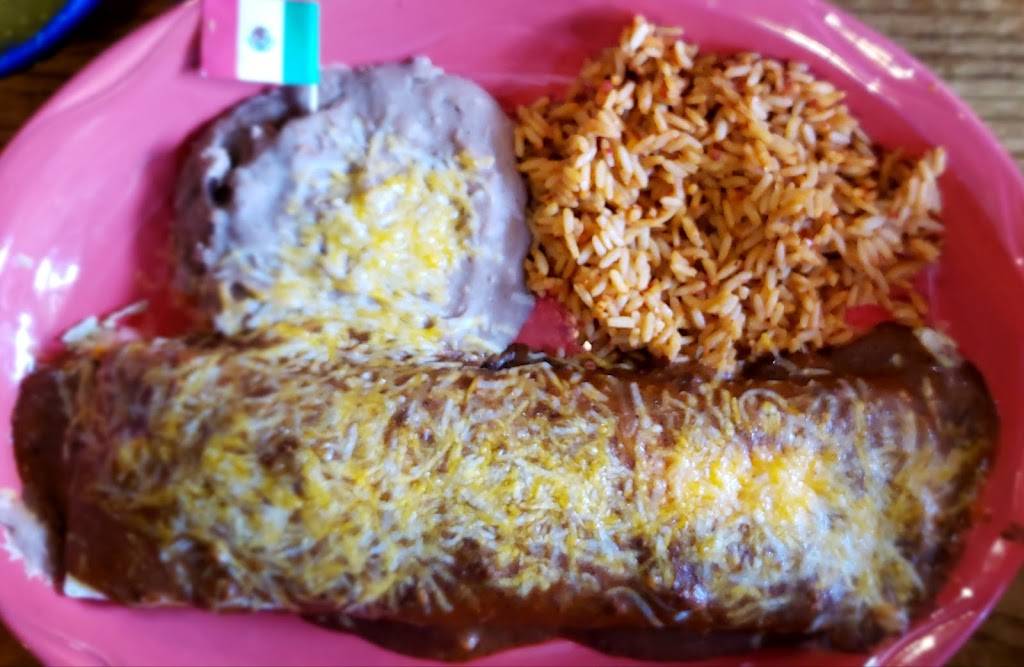 La Senorita Restaurant | restaurant | 2455 US-31, Traverse City, MI 49684, USA | 2319464545 OR +1 231-946-4545