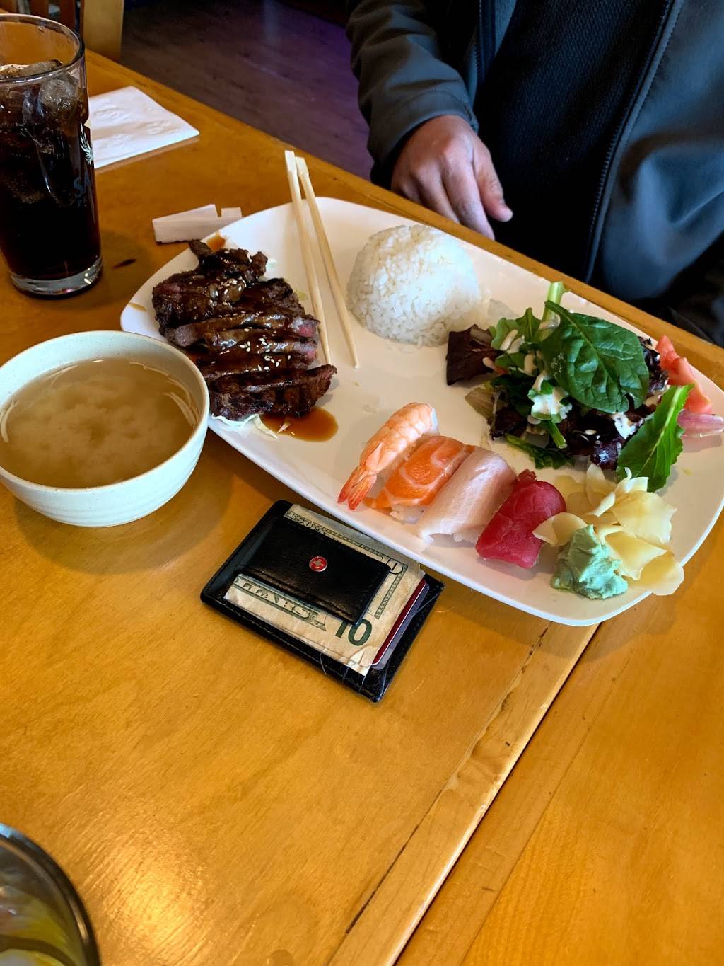 Truya Sushi | restaurant | 3431 El Camino Real, Santa Clara, CA 95051, USA | 4082444534 OR +1 408-244-4534