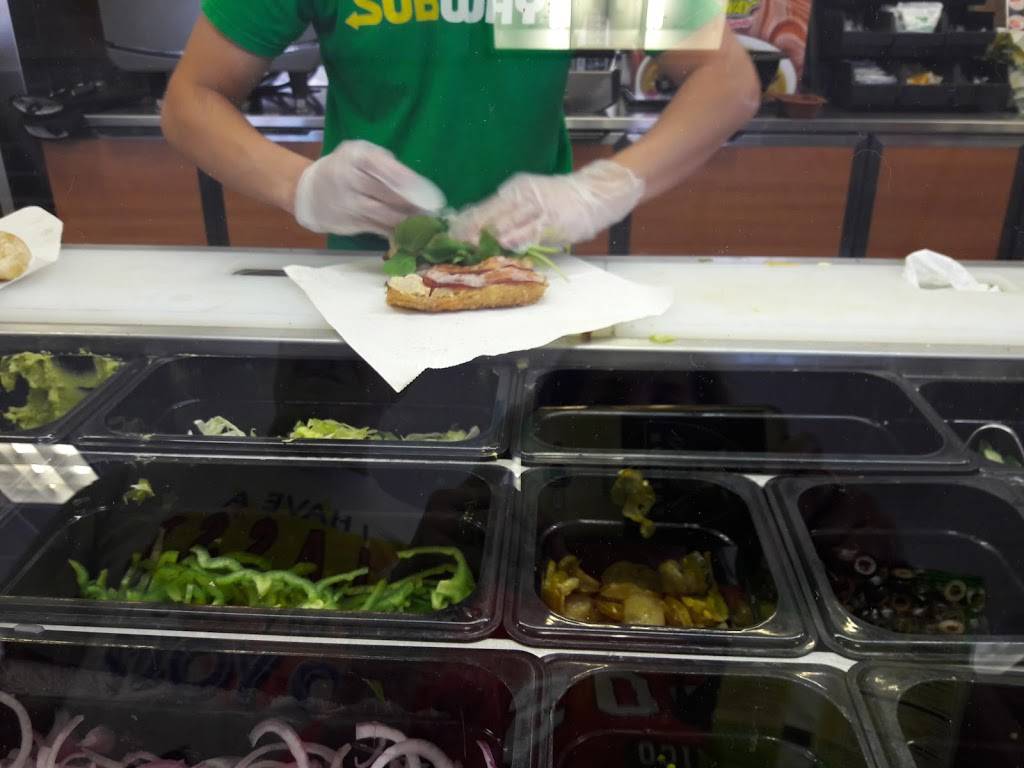 Subway | meal takeaway | 4801 Montaño Rd NW Suite B-4, Albuquerque, NM 87120, USA | 5057921105 OR +1 505-792-1105