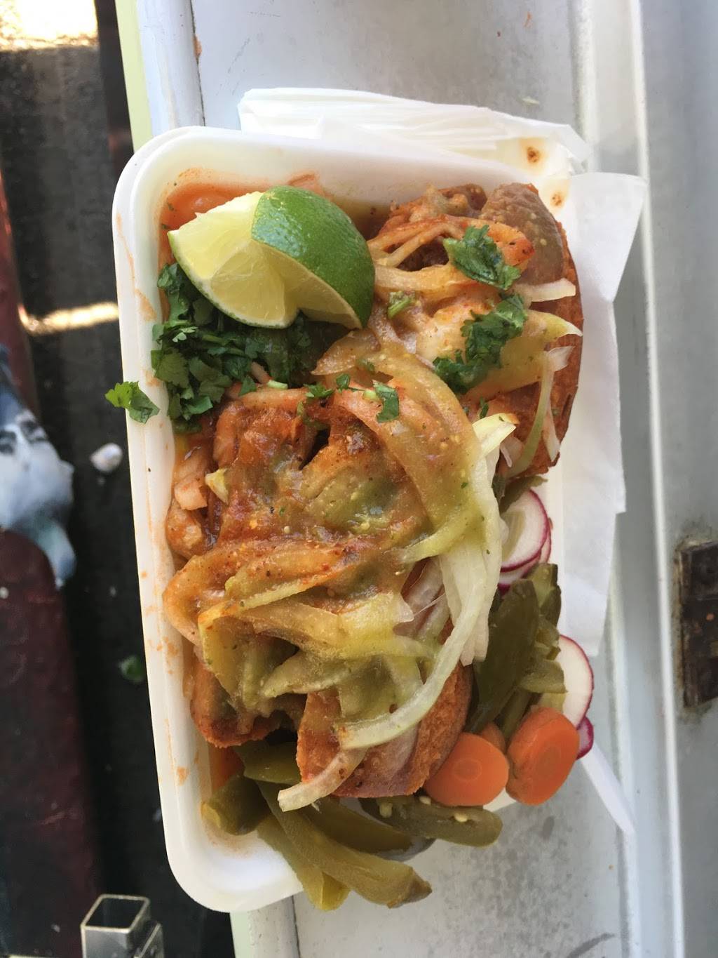 Chiva Torta | restaurant | 454 Mortimer St, Santa Ana, CA 92701, USA | 7142359125 OR +1 714-235-9125