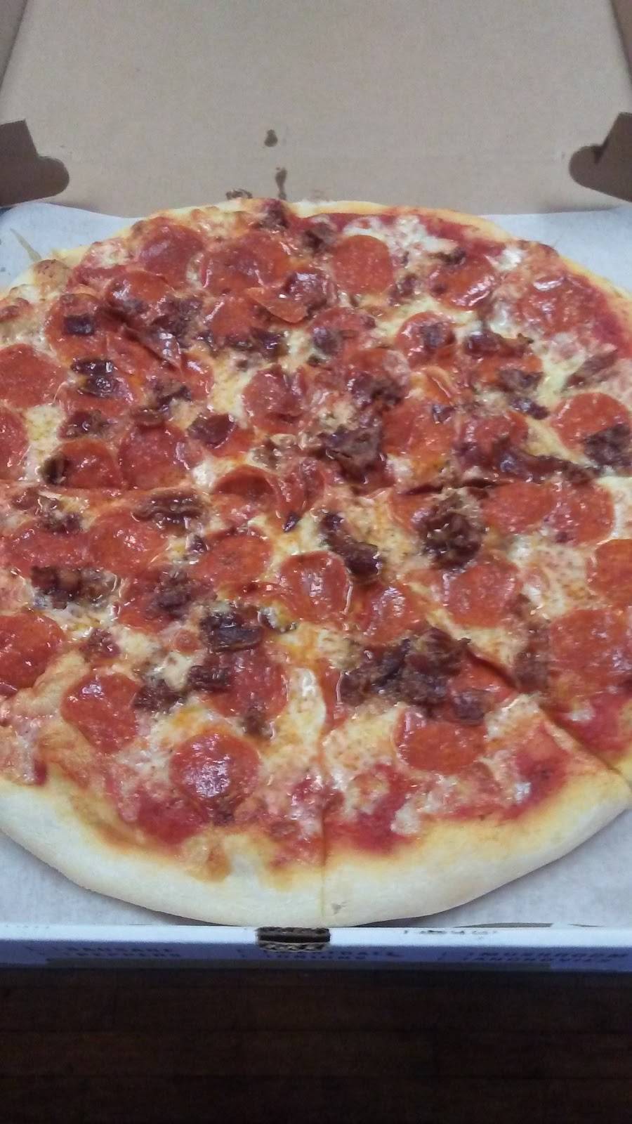 Domenicks Pizza & Hoagies | restaurant | 618 Washington Ave, Jermyn, PA 18433, USA | 5708765858 OR +1 570-876-5858