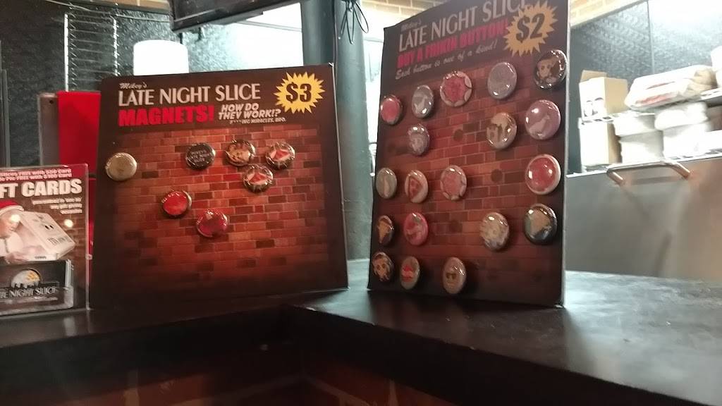 Mikeys Late Night Slice | restaurant | 15 E Duncan St, Columbus, OH 43202, USA | 6142620680 OR +1 614-262-0680