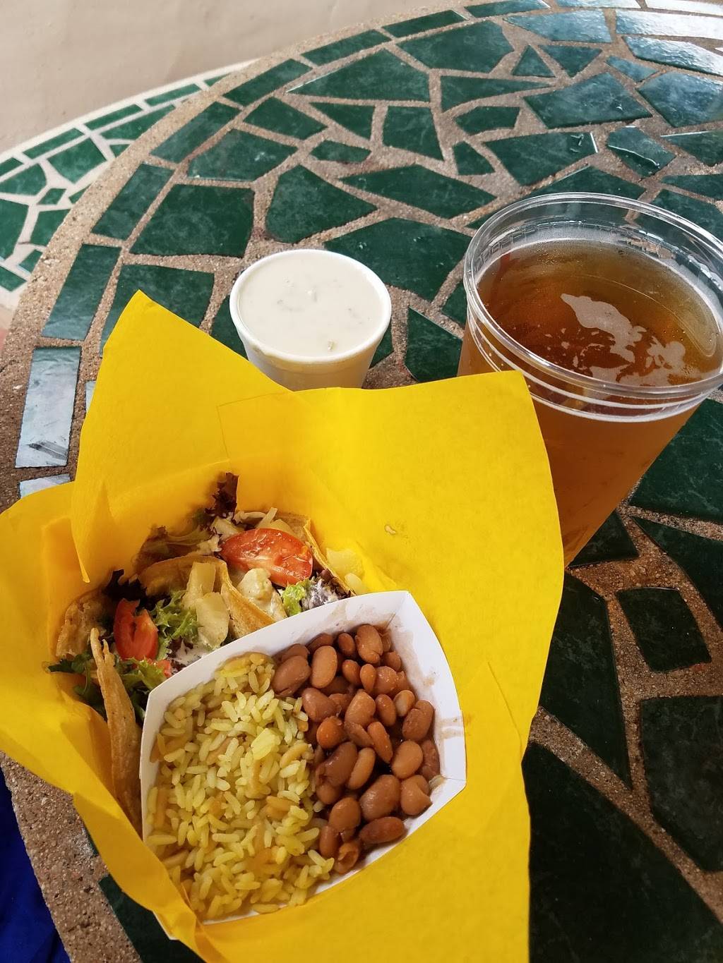 Marions Fish and Seafood Restaurant | restaurant | 879 W Harbor Dr, San Diego, CA 92101, USA | 6192331143 OR +1 619-233-1143