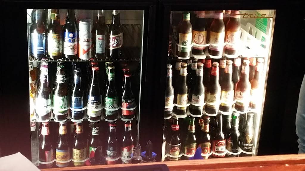 Jerseys Bar & Grill | restaurant | 2770 Milwaukee Rd, Beloit, WI 53511, USA | 6083628180 OR +1 608-362-8180