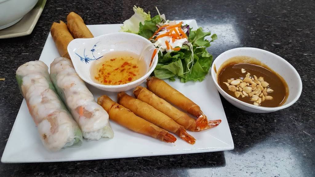 Banh Mi Che Cali Bakery | bakery | 15551 Brookhurst St, Westminster, CA 92683, USA | 7148398185 OR +1 714-839-8185