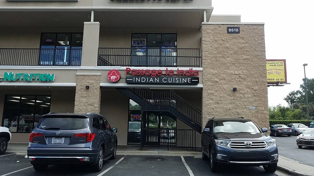 Passage To India Indian Cuisine | restaurant | 9510 University City Blvd #101, Charlotte, NC 28213, USA | 7045491886 OR +1 704-549-1886