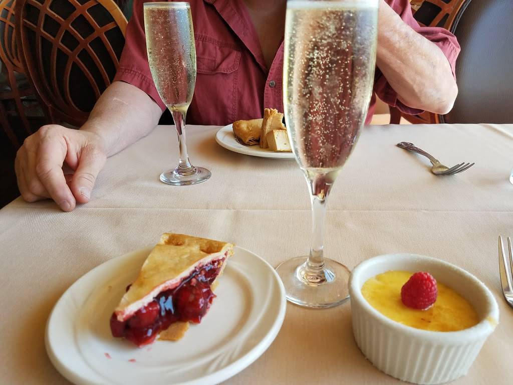 Castaway San Bernardino | restaurant | 670 N Kendall Dr, San Bernardino, CA 92407, USA | 9098811502 OR +1 909-881-1502